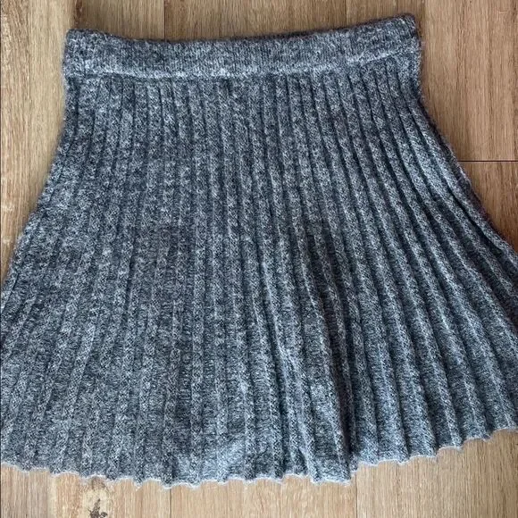 Sofie the Label • Gabrielle knit ribbed skirt - Picture 7 of 8